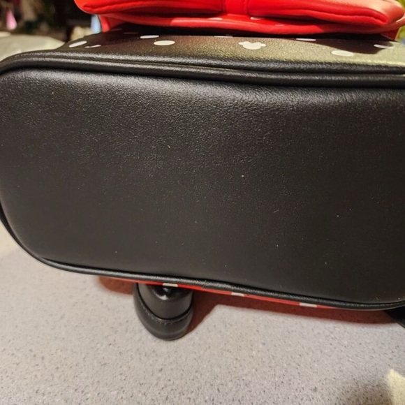 Loungefly bag - Picture 5 of 7